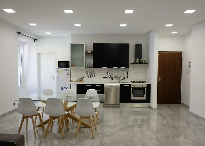 Casa Oscar アパート カンノビオ